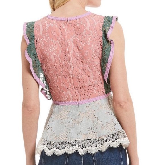 Sugar Lips Color block Lace Peplum Top - Picture 4 of 11